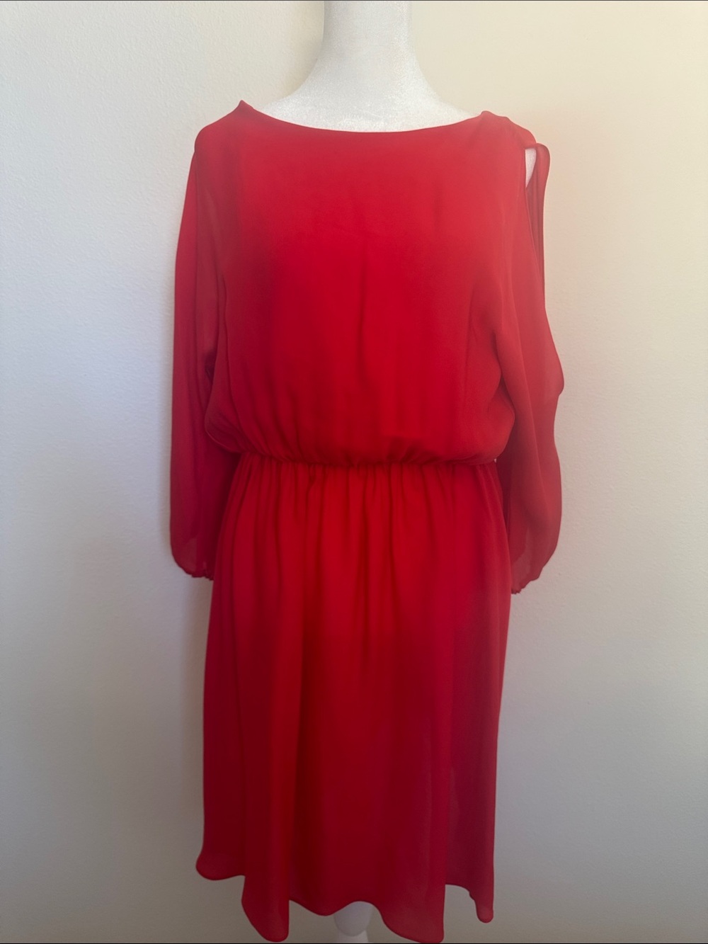 Alice and Olivia red cold shoulder dress with their black belt